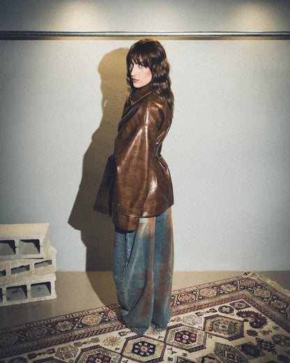 Trench lumina in ecopelle